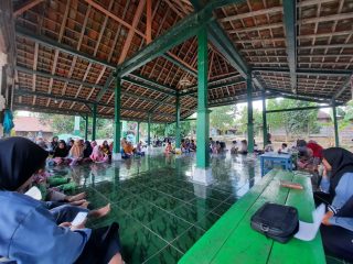 Mahasiswa KKN IAIN Kudus Kelompok 91 Gelar Maulid Nabi di TPQ Taman Mariyati