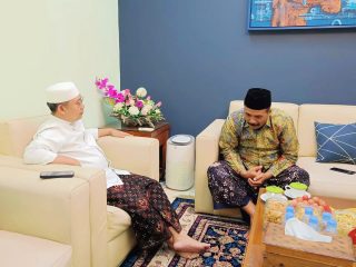 Minta Doa, Budiyono-Novi Silaturahmi ke Ulama di Pati