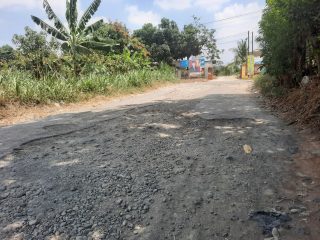 Jalan Pasucen-Lahar Rusak Parah, DPUPR Bakal Perbaiki Oktober